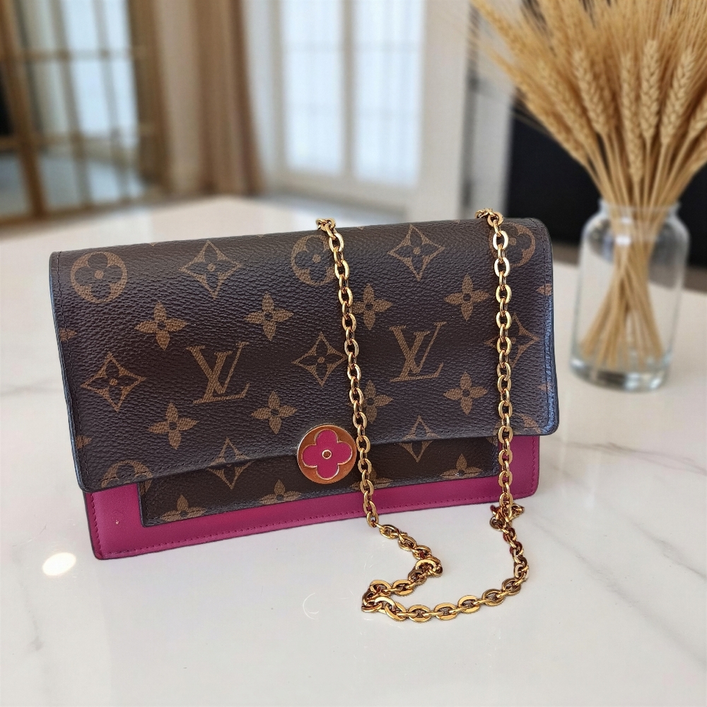 Louis Vuitton Flore Chain Wallet Monogram Fuchsia Pink Crossbody Clutch 2020 - Picture 6 of 17